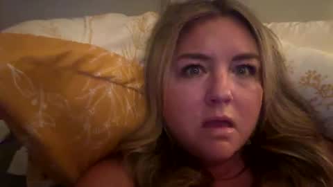 Snapshot of srboggess chatting on April 2026 05:52:01 AM srboggess online show from April 2026 05:52:01 AM