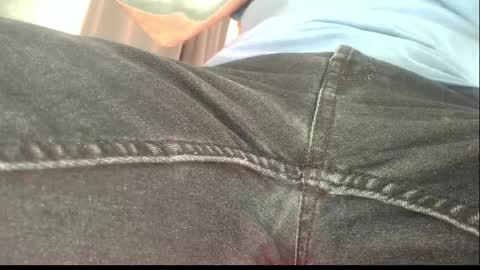 Snapshot of ssenzo chatting on April 2026 03:45:01 PM ssenzo online show from April 2026 03:45:01 PM