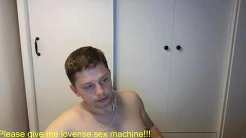 Snapshot of st1vemaster01 chatting on June 2026 01:12:02 PM st1vemaster01 online show from June 2026 01:12:02 PM