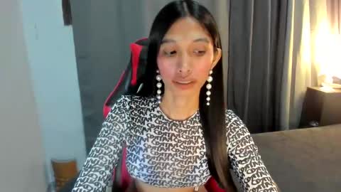 Snapshot of staceycummer chatting on February 2025 11:17:01 AM staceycummer online show from February 2025 11:17:01 AM