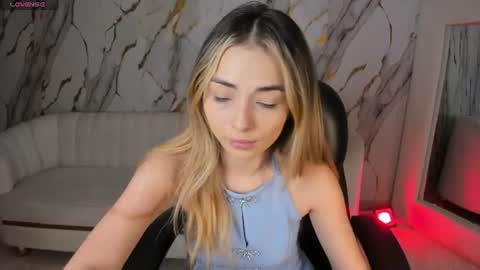 Snapshot of staceywood_ chatting on June 2026 11:30:02 AM Stacy Woods online show from June 2026 11:30:02 AM