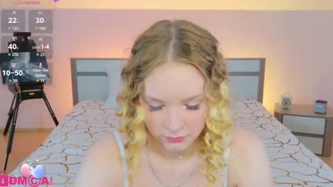 Snapshot of staceyyjones chatting on July 2026 09:13:02 AM Stacey online show from July 2026 09:13:02 AM