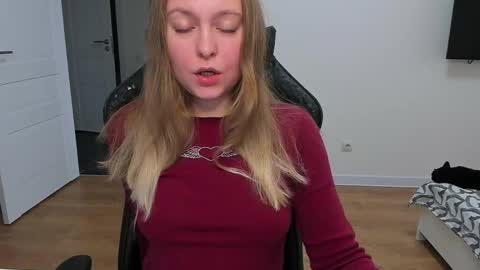 Snapshot of stacy_miraclee chatting on May 2026 04:45:01 PM Stacy online show from May 2026 04:45:01 PM