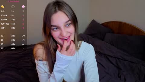 Sexy lips online show from October 2025 06:37:01 PM