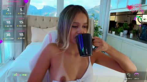 Snapshot of stacy_tylerr chatting on June 2026 07:19:01 PM Stacy Tyler online show from June 2026 07:19:01 PM