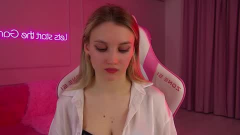 StacyEvances online show from February 2026 06:31:01 PM