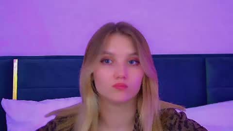Snapshot of stacyevancesss chatting on June 2026 03:25:01 AM StacyEvances online show from June 2026 03:25:01 AM