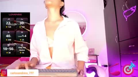 stacy fox online show from June 2026 05:23:01 PM