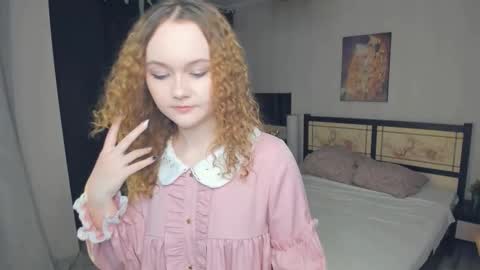 Violet online show from February 2026 05:39:02 PM