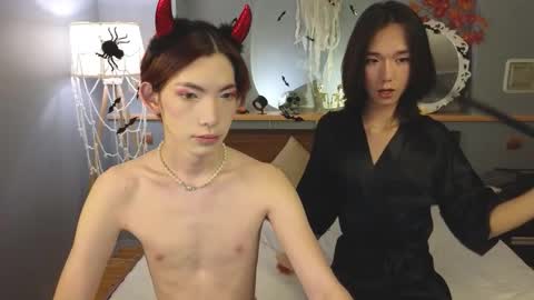 Madison online show from October 2025 09:42:02 PM