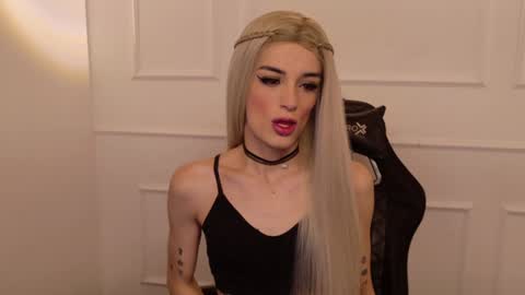 star_storm online show from February 2025 12:17:01 AM