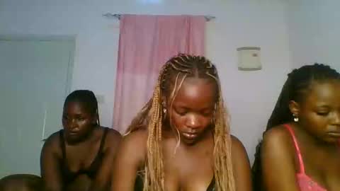 lia online show from May 2026 04:31:01 AM