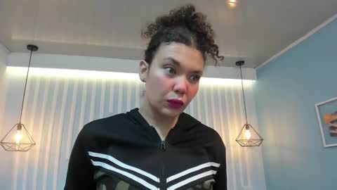 Stark Jones online show from October 2025 12:01:02 PM