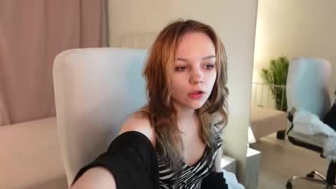 MONICA online show from November 2025 12:49:02 PM