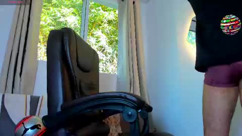 Snapshot of stebansilv_ chatting on June 2026 12:16:01 PM Steban online show from June 2026 12:16:01 PM