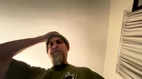 Snapshot of steel259373 chatting on December 2024 08:05:02 PM steel259373 online show from December 2024 08:05:02 PM