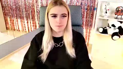 stef_nicks online show from July 2026 05:03:02 AM