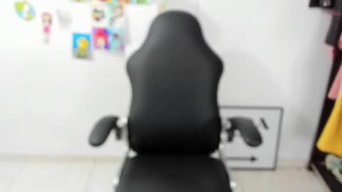 julieth-cancer online show from February 2025 10:15:02 PM