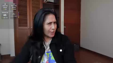 Stafania 3 online show from September 2025 05:02:01 PM