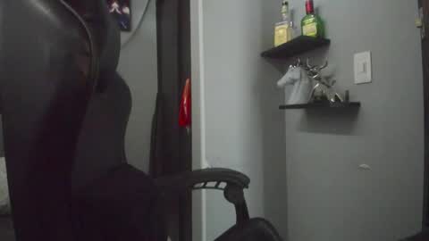 Stefann Salvatore online show from November 2025 05:50:02 PM