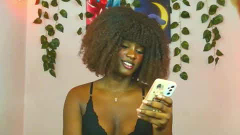 Snapshot of stefanny_2001 chatting on May 2026 04:07:02 AM stefanny beautiful online show from May 2026 04:07:02 AM