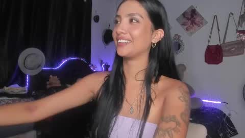 Snapshot of stefanny_pllus chatting on February 2025 02:59:01 AM Im MiaIts my first day here online show from February 2025 02:59:01 AM