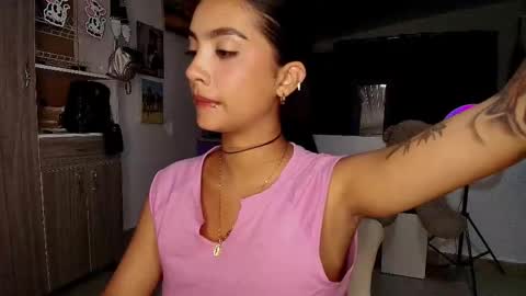 Snapshot of stefanny_pllus chatting on September 2025 12:43:01 AM Im MiaIts my first day here online show from September 2025 12:43:01 AM