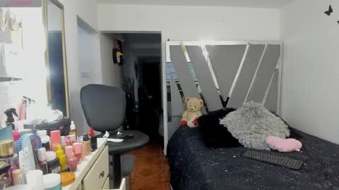 Stefy Milf online show from February 2026 12:01:01 AM