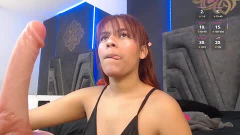 Stefany Brown online show from October 2025 10:45:02 AM