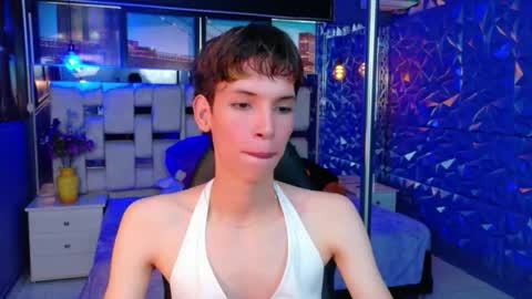 stefany piink online show from May 2026 12:32:01 PM