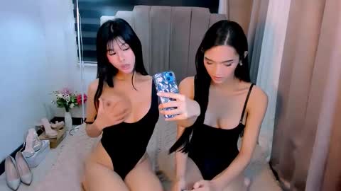 Snapshot of steffani_deluxe chatting on March 2026 08:30:01 AM STEF online show from March 2026 08:30:01 AM