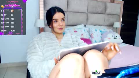 Snapshot of stefy810675 chatting on October 2025 12:33:02 AM Stefany online show from October 2025 12:33:02 AM