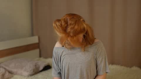 Stella online show from September 2025 02:00:02 AM