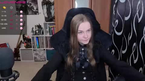 Snapshot of stella_and_carol chatting on February 2026 03:43:01 PM Diana online show from February 2026 03:43:01 PM