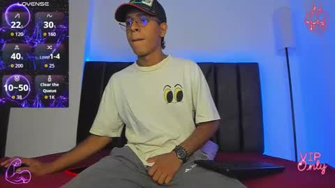 Snapshot of stella_drake chatting on February 2026 02:23:02 PM Drake online show from February 2026 02:23:02 PM