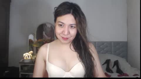 Stella online show from December 2025 02:30:02 AM