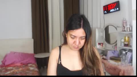 Snapshot of stellahugets chatting on May 2026 08:06:01 PM Stella online show from May 2026 08:06:01 PM