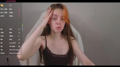 Snapshot of stellamontis chatting on June 2026 04:47:01 AM Stella online show from June 2026 04:47:01 AM