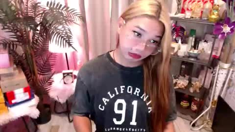 Stella sweet online show from April 2026 12:46:02 AM