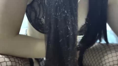 Snapshot of stephaniequijano2002 chatting on November 2025 04:00:01 AM Evanoir  online show from November 2025 04:00:01 AM