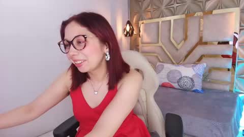 Snapshot of stephaniesun_ chatting on May 2026 12:36:02 PM Stephaniesun online show from May 2026 12:36:02 PM