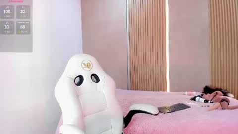 Snapshot of stephany_summer chatting on July 2026 08:00:02 PM Stephany online show from July 2026 08:00:02 PM