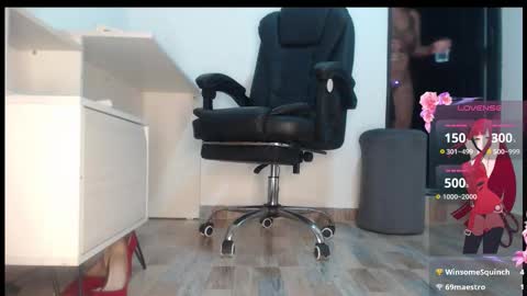 stephyjonesph online show from November 2025 06:08:01 PM