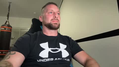 Snapshot of steve897819 chatting on September 2025 01:27:01 AM steve897819 online show from September 2025 01:27:01 AM