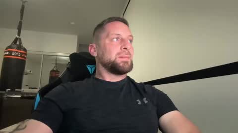 Snapshot of steve897819 chatting on October 2025 01:28:02 AM steve897819 online show from October 2025 01:28:02 AM