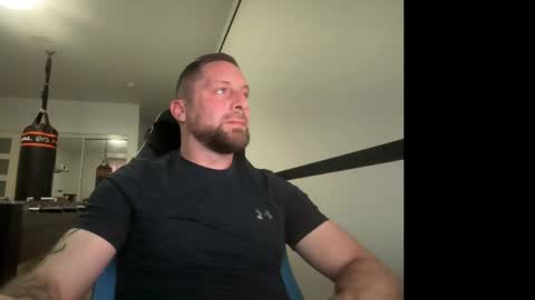 Snapshot of steve897819 chatting on October 2025 05:24:02 PM steve897819 online show from October 2025 05:24:02 PM