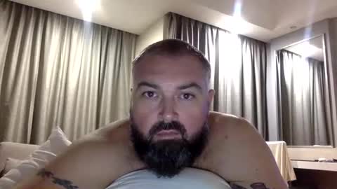 steve__1980 online show from November 2025 11:54:01 AM