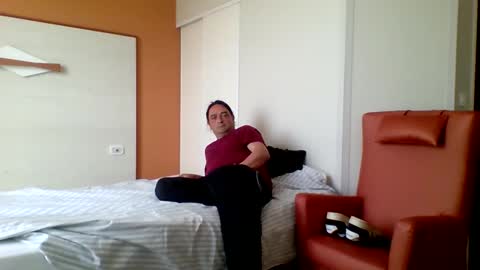 stevefromfrance online show from April 2026 08:34:01 AM