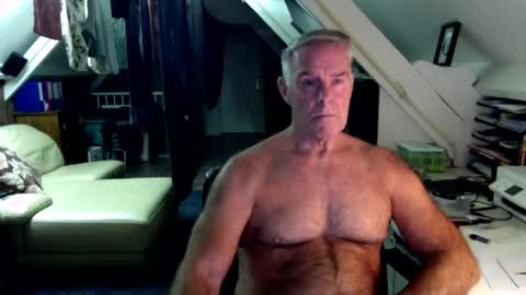 stevetwo online show from December 2025 10:29:02 PM