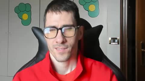 Snapshot of stevex870 chatting on October 2025 09:11:04 AM Steve online show from October 2025 09:11:04 AM